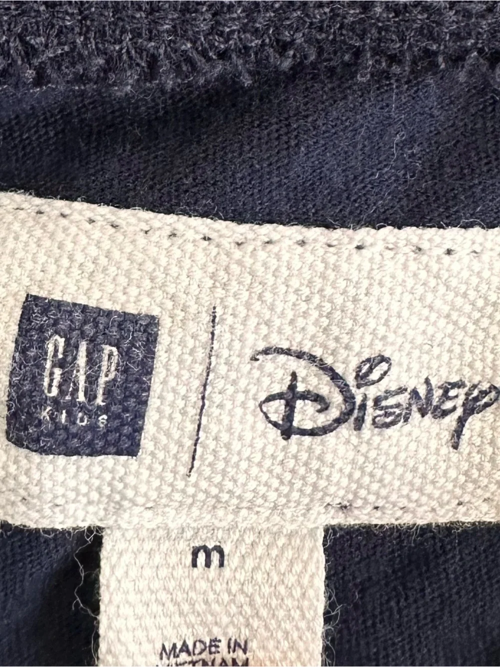 Gap Kids Disney’s Chip ‘n Dale sequined top, size M/8